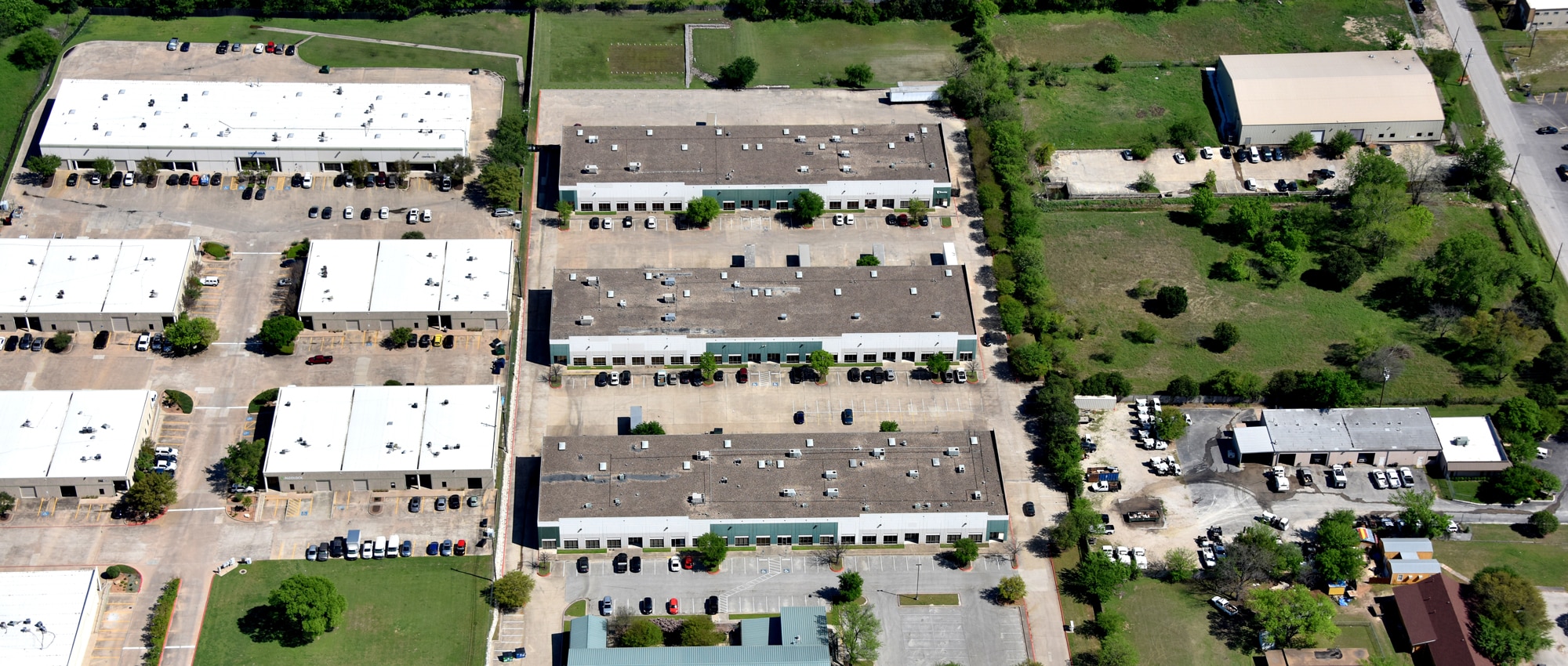 Park 96 | Industrial Space for Lease at 9601 Dessau Road